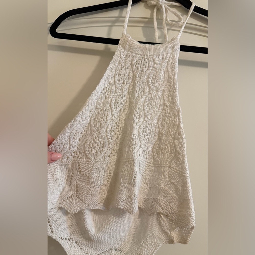Elegant Cream Knit Shawl